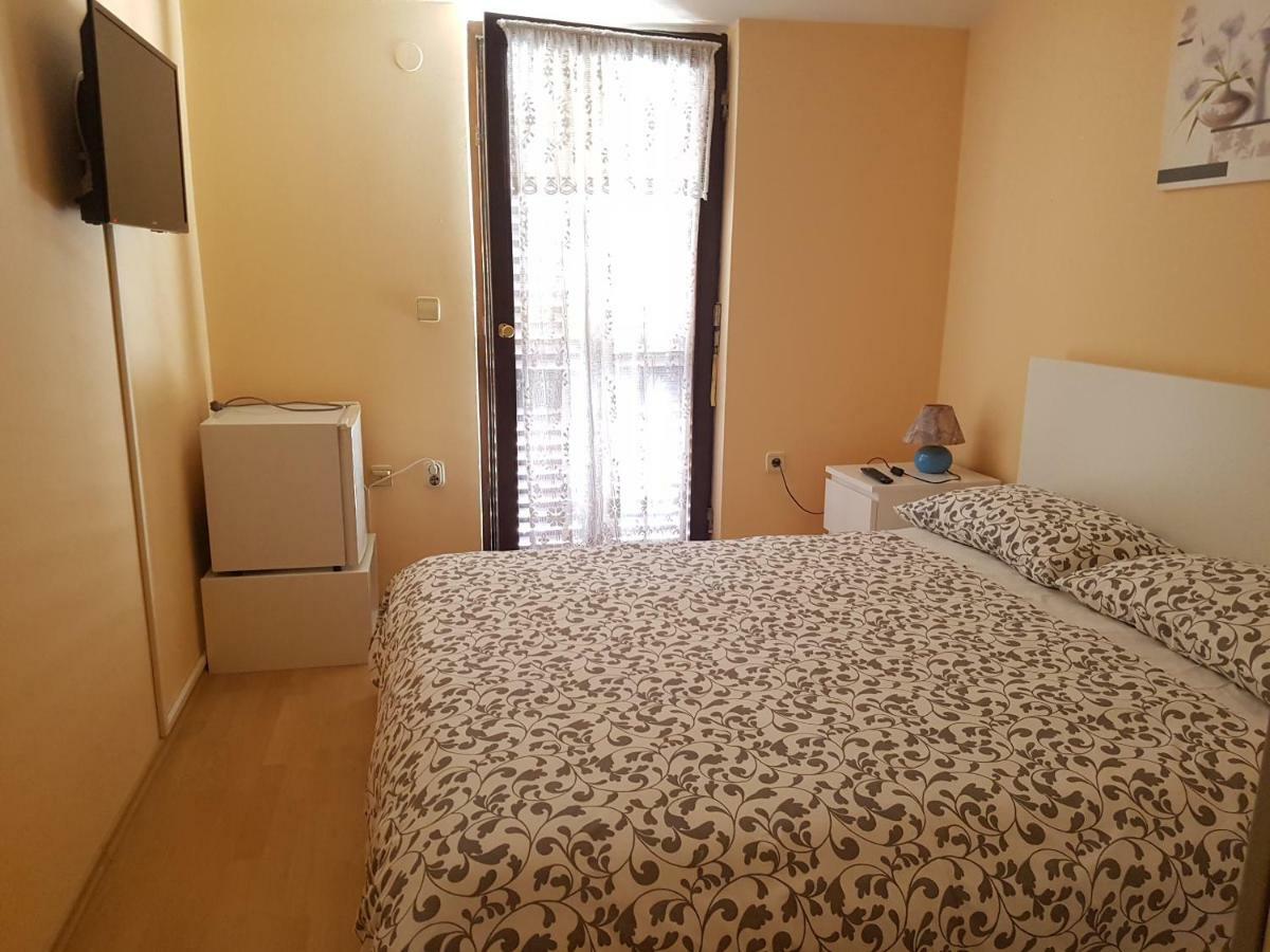 Rooms Siesta Пореч Экстерьер фото