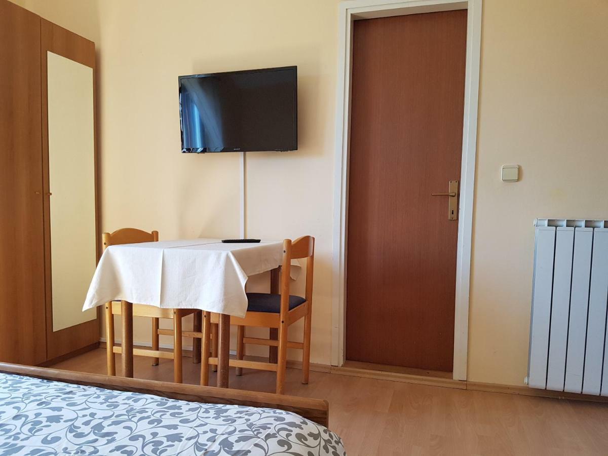 Rooms Siesta Пореч Экстерьер фото