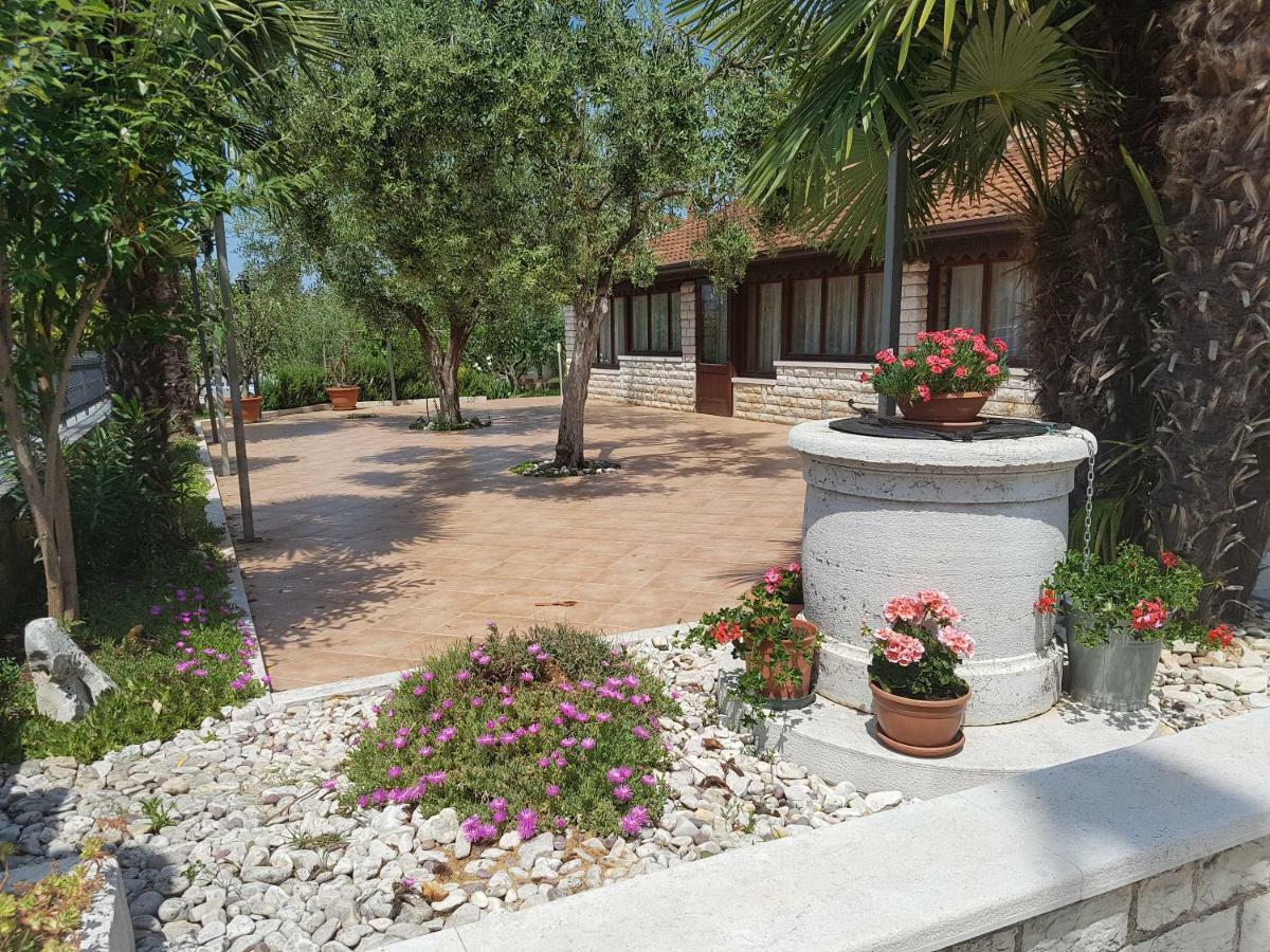 Rooms Siesta Пореч Экстерьер фото